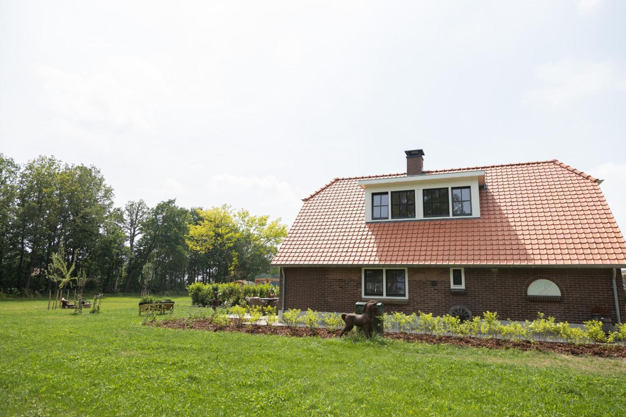 פורטהאוזן Bed & Breakfast Hoeve Happiness - Ontbijt Inbegrepen - Wellness Aanwezig מראה חיצוני תמונה